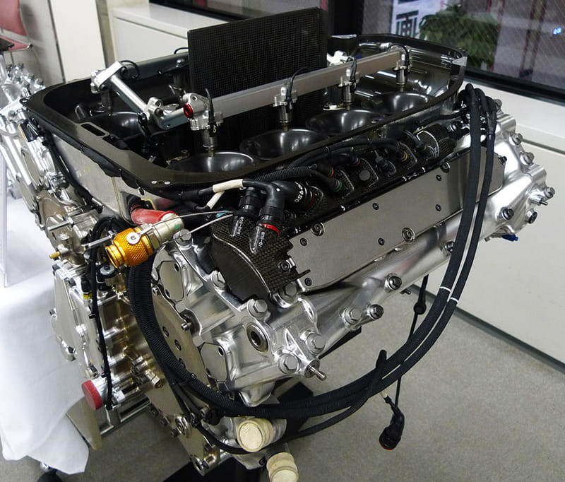 Honda V8 Spinny