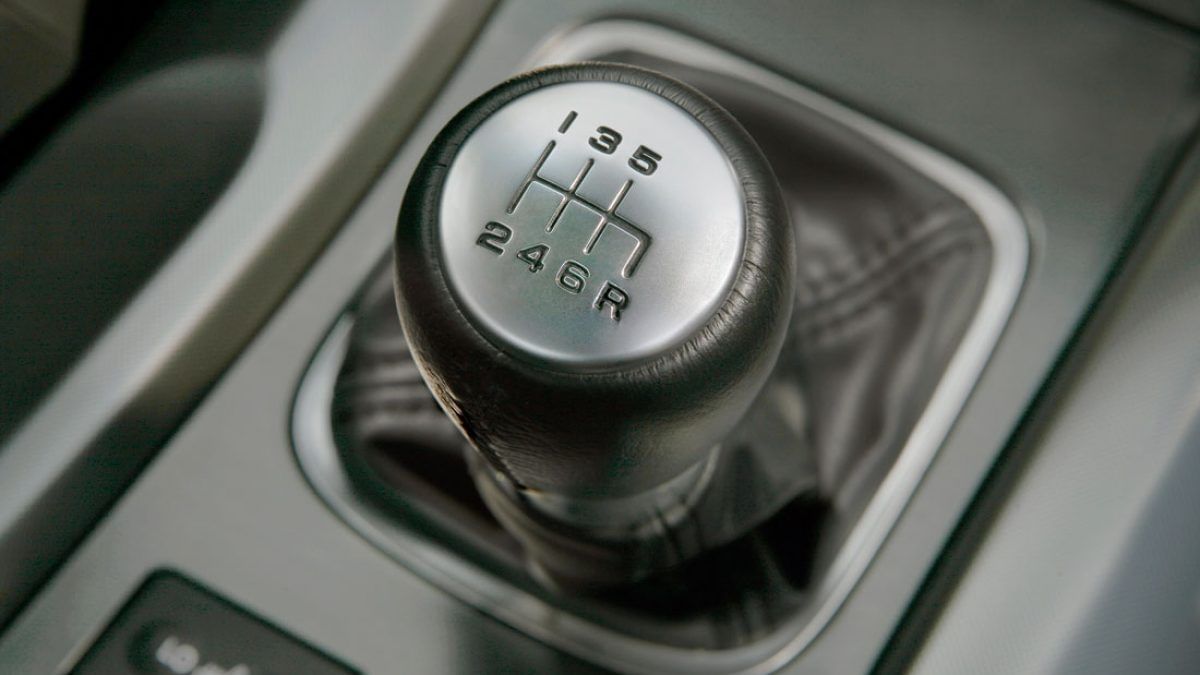 Different Types of Car Transmissions - Explained in Details