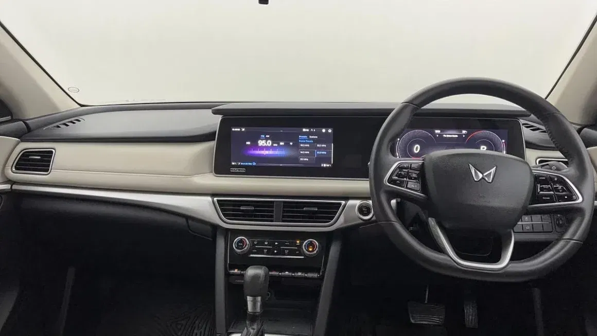 Complete Guide to Buying a Mahindra XUV700