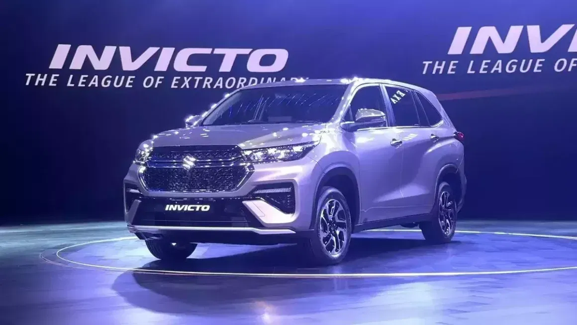 Maruti Invicto Exterior