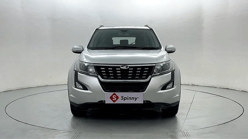 2019-Mahindra-XUV500